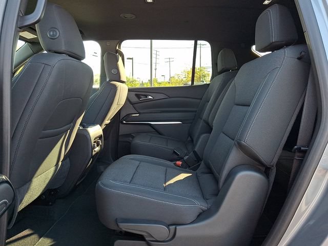 Used 2025 Chevrolet Traverse LT FWD image 10