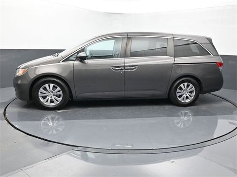 Used 2016 Honda Odyssey EX-L image 2