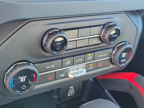 New 2026 Ford Bronco Heritage Edition AWD/4WD image 30