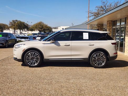 Used 2022 Lincoln Corsair Reserve w/ Equipment Group 201A image 4