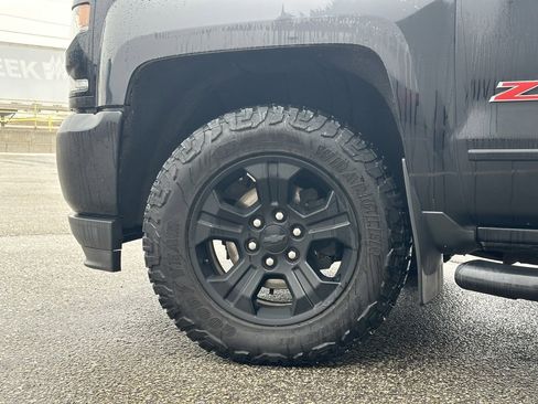 Used 2016 Chevrolet Silverado 1500 LTZ Z71 w/ LTZ Plus Package image 8