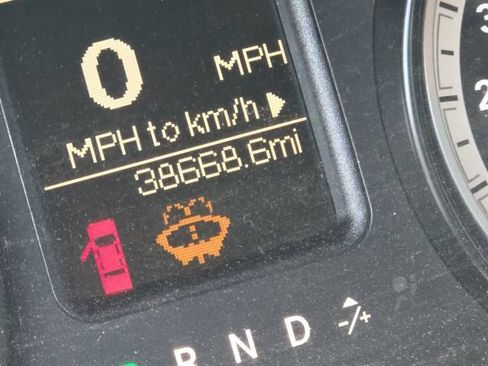 Used 2014 RAM 1500 Express AWD/4WD image 2