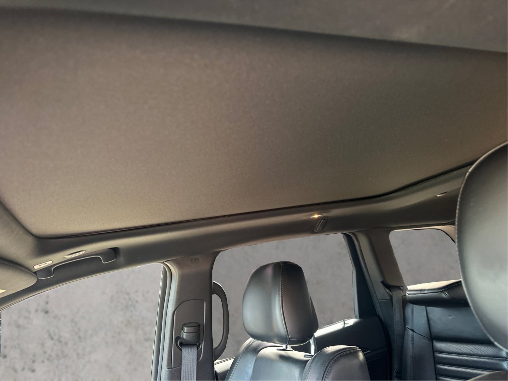 Used 2019 Jeep Grand Cherokee Limited X AWD/4WD image 29