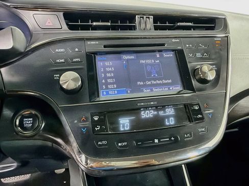 Used 2016 Toyota Avalon XLE FWD image 18
