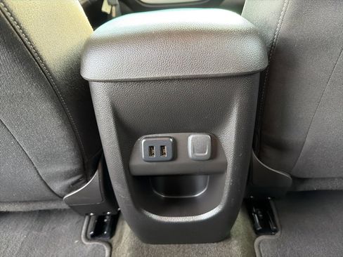 Used 2016 Chevrolet Colorado LT w/ LT Convenience Package image 21