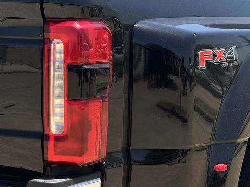 Used 2024 Ford F350 XLT w/ 360-Degree Camera Package AWD/4WD image 13