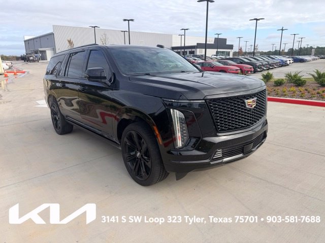 Used 2025 Cadillac Escalade ESV Sport w/ Touring Package AWD/4WD image 1