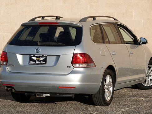 Used 2010 Volkswagen Jetta TDI FWD image 22
