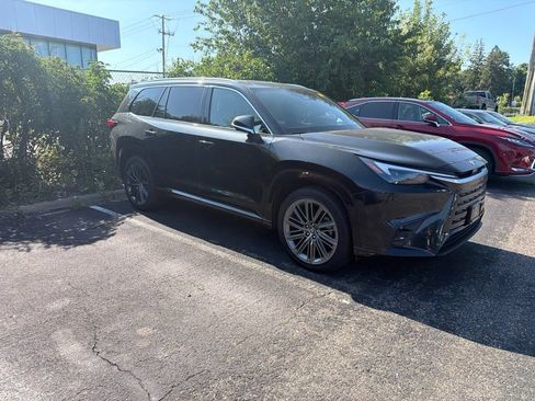 Used 2025 Lexus TX 350 AWD w/ Technology Package image 19
