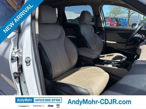 Used 2019 Hyundai Santa Fe Limited image 32