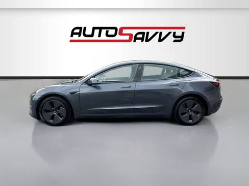Used 2023 Tesla Model 3 Standard Range RWD image 4