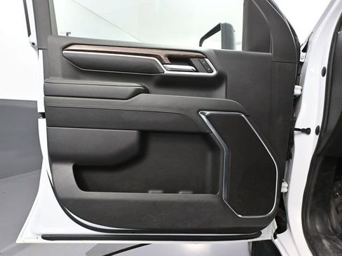 Used 2024 GMC Sierra 3500 SLE w/ SLE Convenience Package image 21