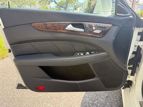 Used 2016 Mercedes-Benz CLS 400 image 12