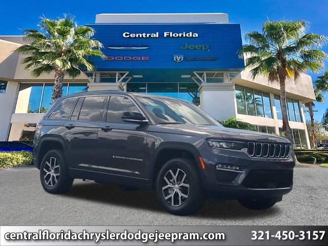 Used 2024 Jeep Grand Cherokee Limited AWD/4WD image 1