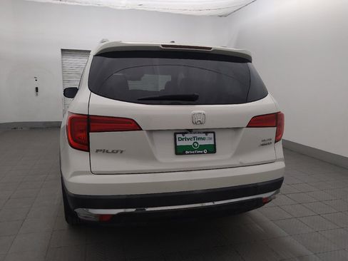 Used 2018 Honda Pilot Elite image 6