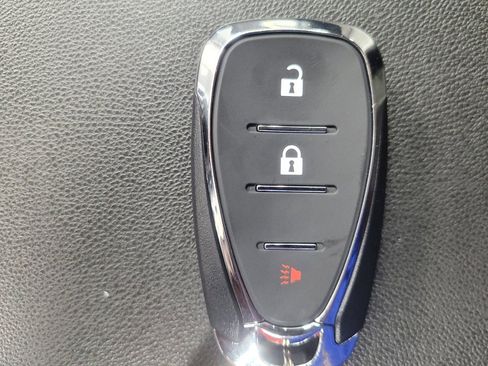Used 2020 Chevrolet Equinox LS w/ LS Convenience Package FWD image 32