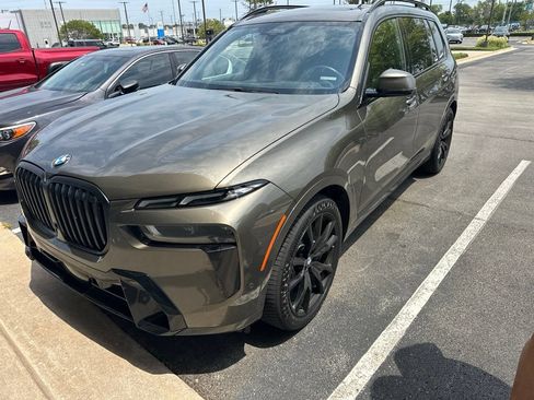 Used 2023 BMW X7 xDrive40i w/ Executive Package AWD/4WD image 1
