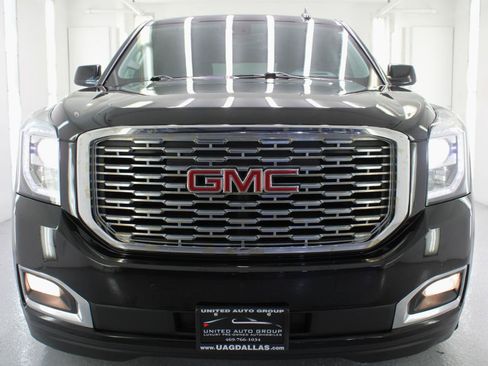 Used 2020 GMC Yukon Denali w/ Denali Premium Package AWD/4WD image 26