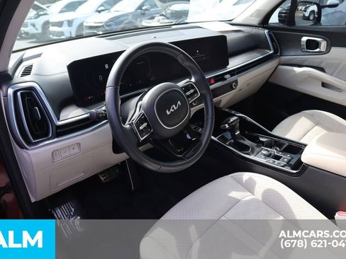 Used 2024 Kia Sorento SX image 9