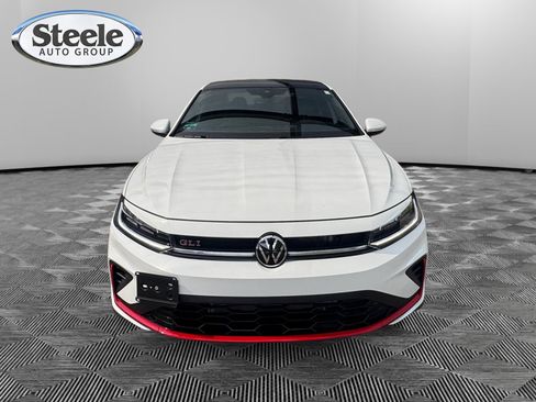 Used 2025 Volkswagen Jetta GLI Autobahn FWD image 8