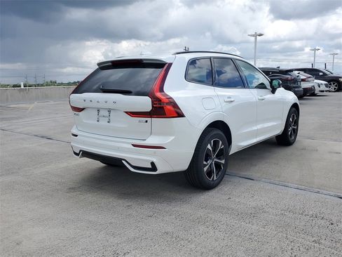New 2026 Volvo XC60 B5 Core image 4