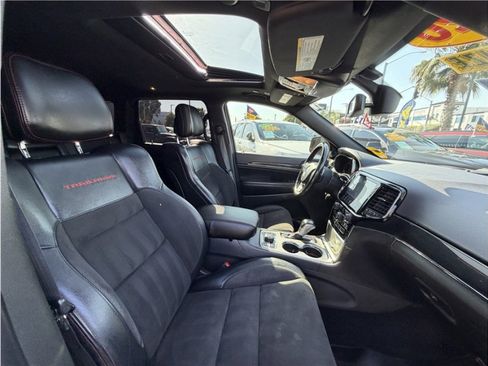 Used 2020 Jeep Grand Cherokee Trailhawk AWD/4WD image 32