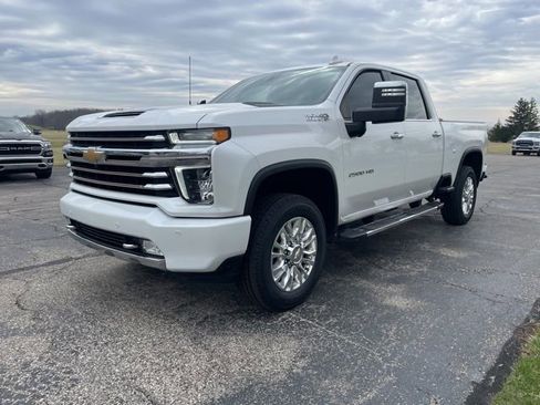 Used 2023 Chevrolet Silverado 2500 High Country AWD/4WD image 8