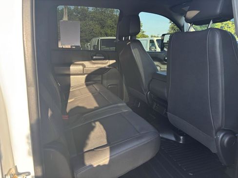 Used 2024 GMC Sierra 2500 Pro w/ Convenience Package AWD/4WD image 16