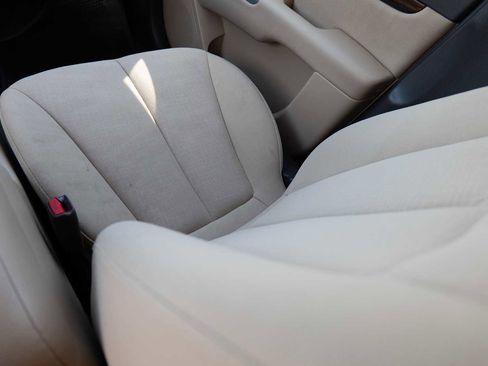 Used 2012 Hyundai Santa Fe GLS image 28