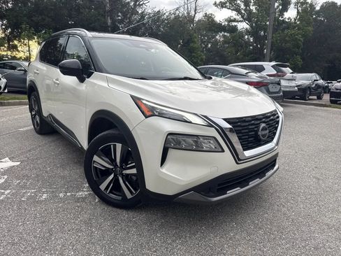 Used 2023 Nissan Rogue SL FWD image 6