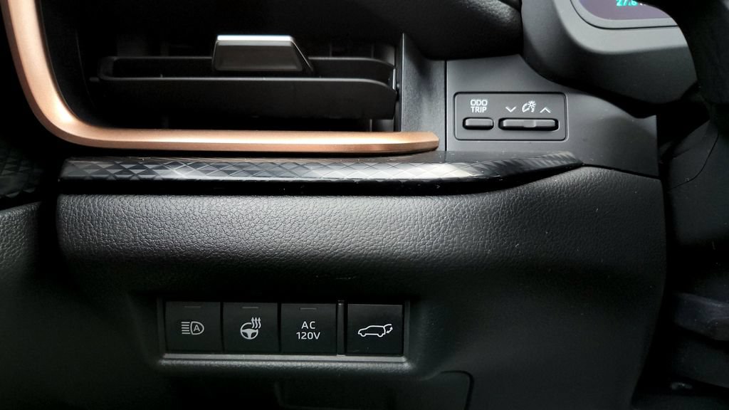 Certified 2025 Toyota Grand Highlander AWD Hybrid image 40