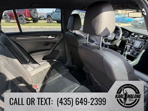 Used 2016 Volkswagen Golf R 4-Door image 32