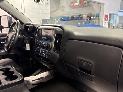 Used 2017 Chevrolet Silverado 1500 LT w/ Max Trailering Package AWD/4WD image 27