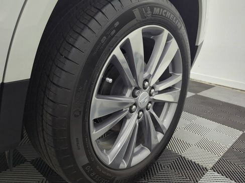 Used 2026 Cadillac XT5 Premium Luxury AWD/4WD image 39