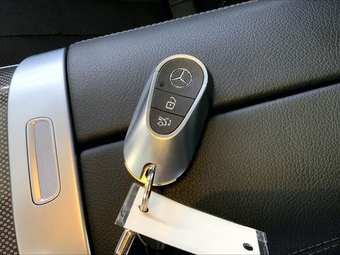 Used 2024 Mercedes-Benz CLE 450 4MATIC Coupe image 14