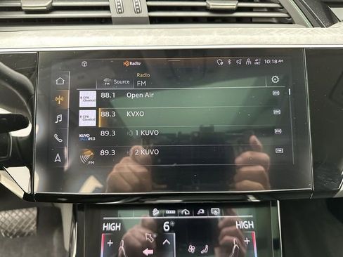 Certified 2024 Audi Q8 e-tron Premium Plus image 16