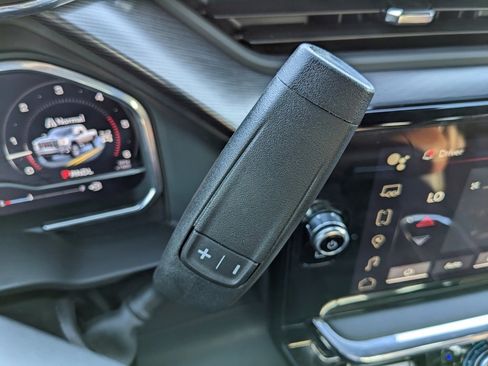 Used 2025 GMC Sierra 2500 Denali Ultimate image 59