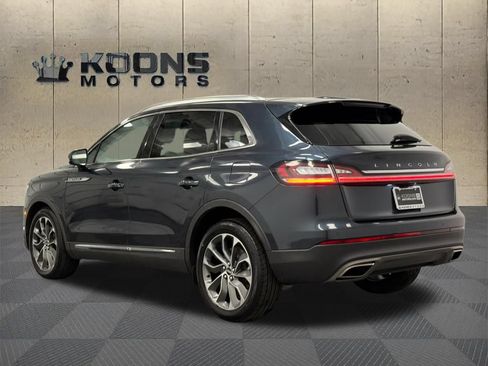 Used 2022 Lincoln Nautilus Reserve AWD/4WD image 5