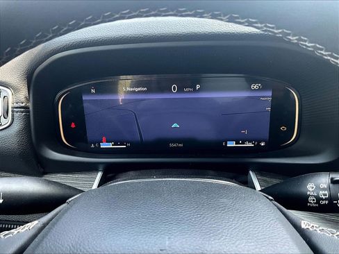 Used 2024 Jeep Wagoneer Series III image 19