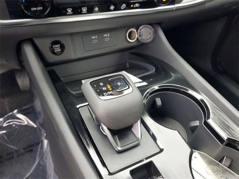 New 2026 Nissan Rogue SV image 19