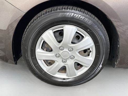 Used 2017 Kia Forte LX FWD image 36