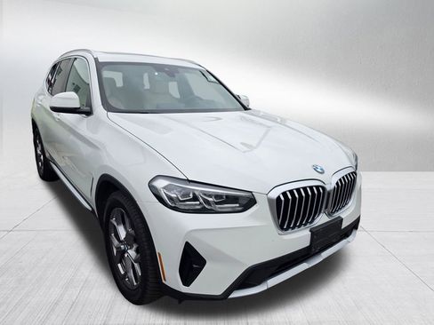 Used 2022 BMW X3 xDrive30i w/ Convenience Package AWD/4WD image 3