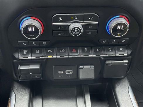 Used 2023 Chevrolet Silverado 2500 High Country w/ Z71 Off-Road Package image 31