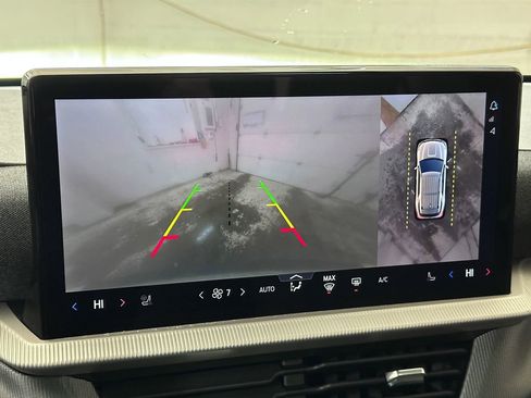 New 2026 Ford Explorer ST-Line w/ ST-Line Street Pack image 37