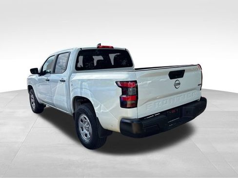 Used 2024 Nissan Frontier S w/ Technology Package AWD/4WD image 3
