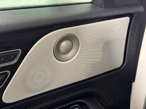 Certified 2025 Lincoln Aviator Black Label image 17