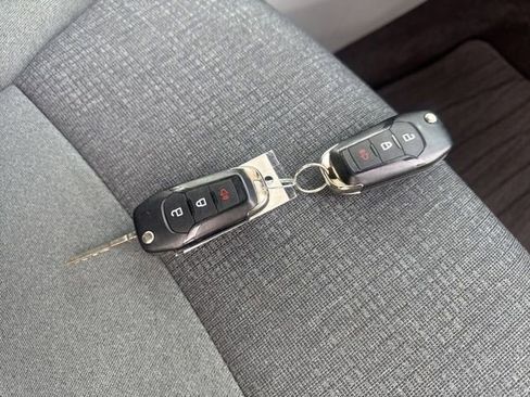 Used 2025 Ford F150 XLT w/ Equipment Group 301A Standard image 5