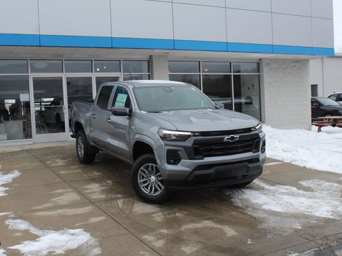 New 2026 Chevrolet Colorado LT w/ LT Convenience Package image 2