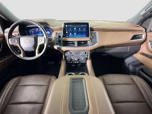 Used 2022 Chevrolet Tahoe High Country RWD image 9