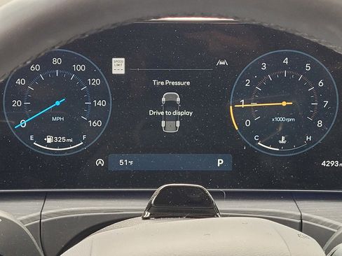 Used 2025 Hyundai Santa Fe Limited image 29